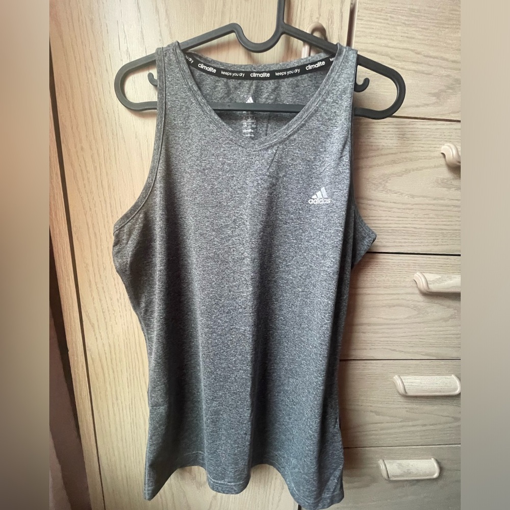 Adidas sleeveless top